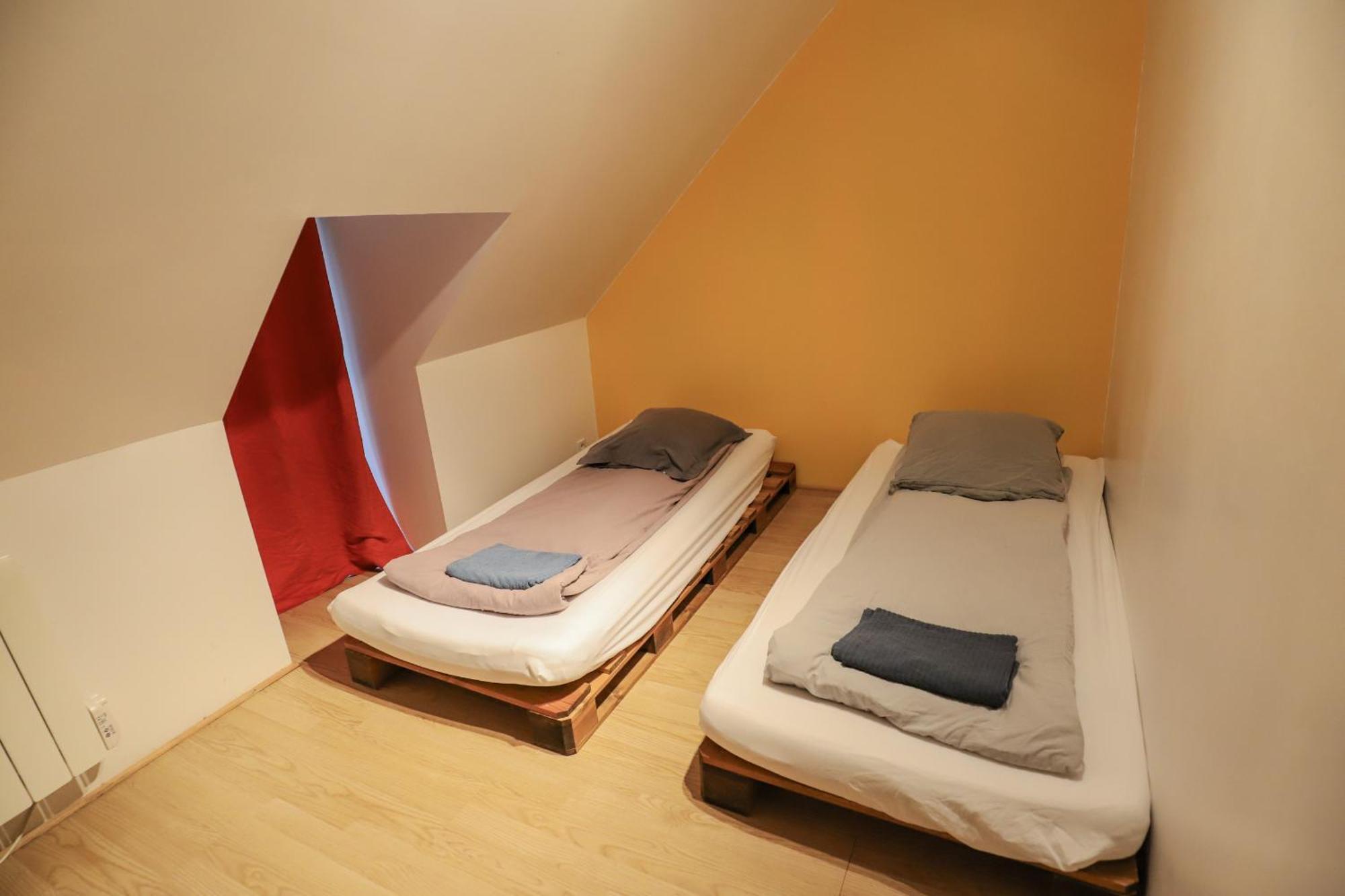 Crazy Villa Champs Corons 61 - Interior Heated Pool - 2H From Paris - 30P Les Menus ภายนอก รูปภาพ